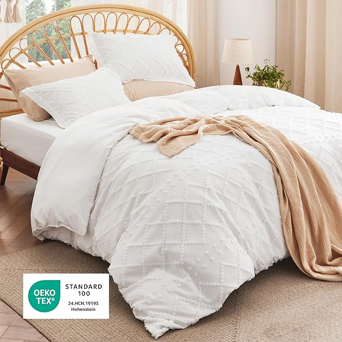 Bedsure Boho Duvet Cover Queen Size with Fitted Sheet - Boho Bedding Comforter Set, 4 Pieces, Includes 1 Duvet Cover 90"x90" with Zipper Closure, 2 Pillow Shams, 1 Fitted Sheet, White