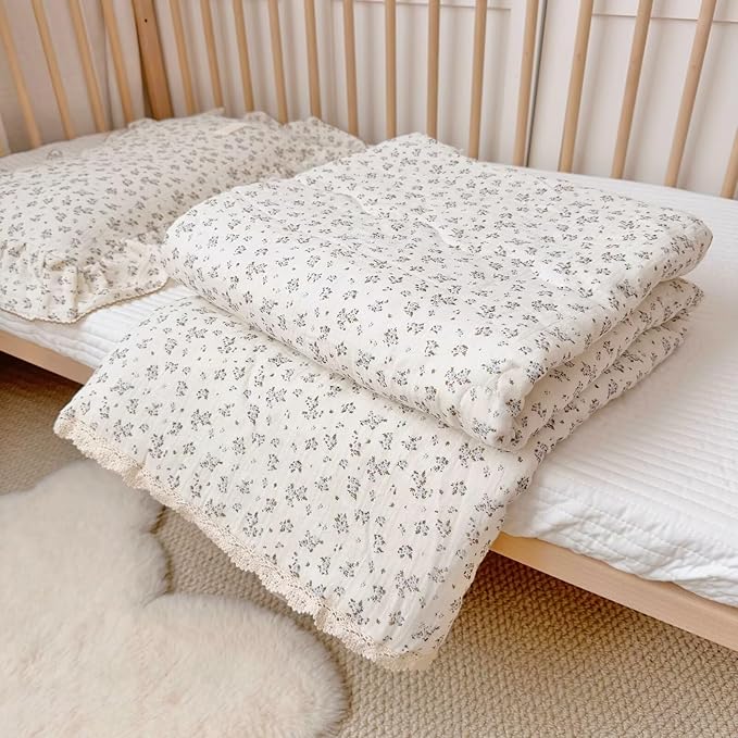 BuLuTu Chic Floral Kids Quilt 100% Cotton Muslin Comforter for Twin Bed/Toddler Bed, Blue Brown Flower Quitled Blanket Lace Edges Comforter for Toddler Girls Boys, 47x59 Inches, No Pillow