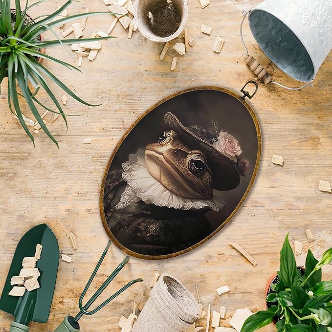 Hiuwevt Frog Oval Wall Art Decor, Vintage Dark Moody Academia Floral Miss Toad Framed Canvas Prints, Rustic Cottagecore Frog Round Wall Hanging Decor for Bedroom Home Decorations, 8.6x11.4 Inches