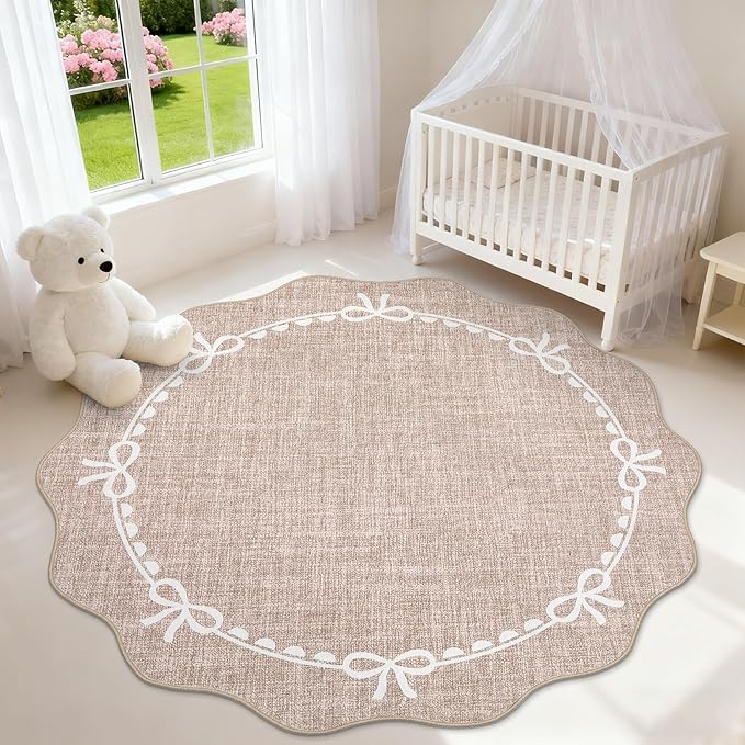 GarveeHome Scalloped Bow Rug for Living Room, 4ft Round Rugs Washable Solid Camel Rug for Dorm Soft Low Pile Non Slip Scalloped Rugs for Nursery Bedroom Decor Kids Room Playroom