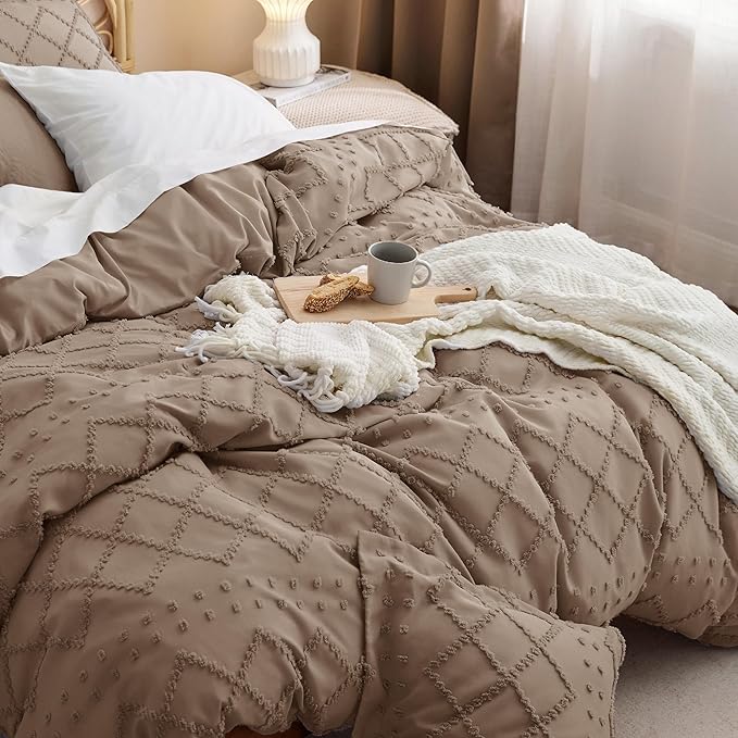 Bedsure Boho Duvet Cover King Size - Deep Khaki Breathable & Soft Boho Bedding, Machine Washable Comforter Cover for All Seasons, Includes 1 Duvet Cover 104"x90" with 2 Pillow Shams & Zipper Closure