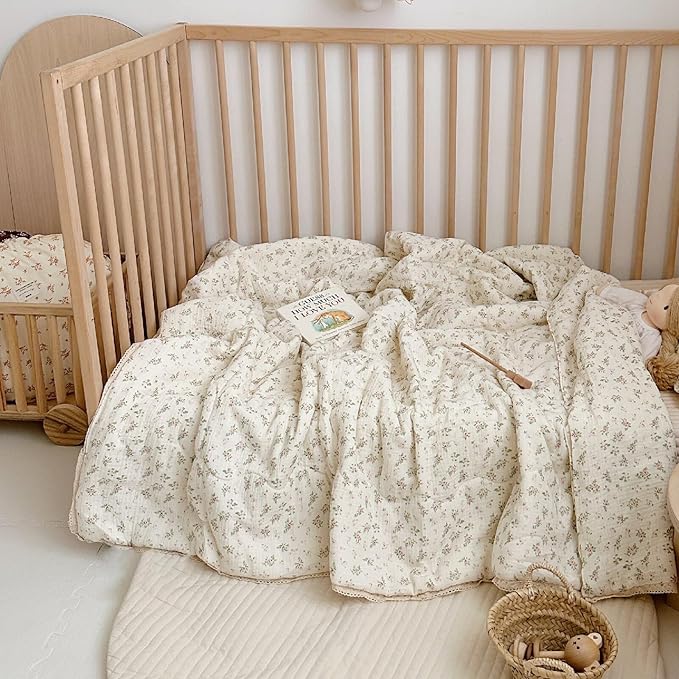 BuLuTu Muslin Cotton Kids Comforter with Lace Edge, Chic Shabby Floral Print Toddler Quilts, Soft Lightweight Baby Crib Quilted Blanket, Pomegranate Pattern, 47"x59", All Seasons