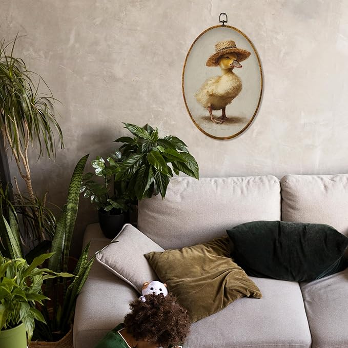 Hiuwevt Vintage Farmhouse Duck Round Wall Art Decor, Rustic Duck Framed Canvas Prints, Cottagecore Farm Animal Round Wall Hanging Decor for Home Bedroom Living Room Decorations, 8.6x11.4 Inches