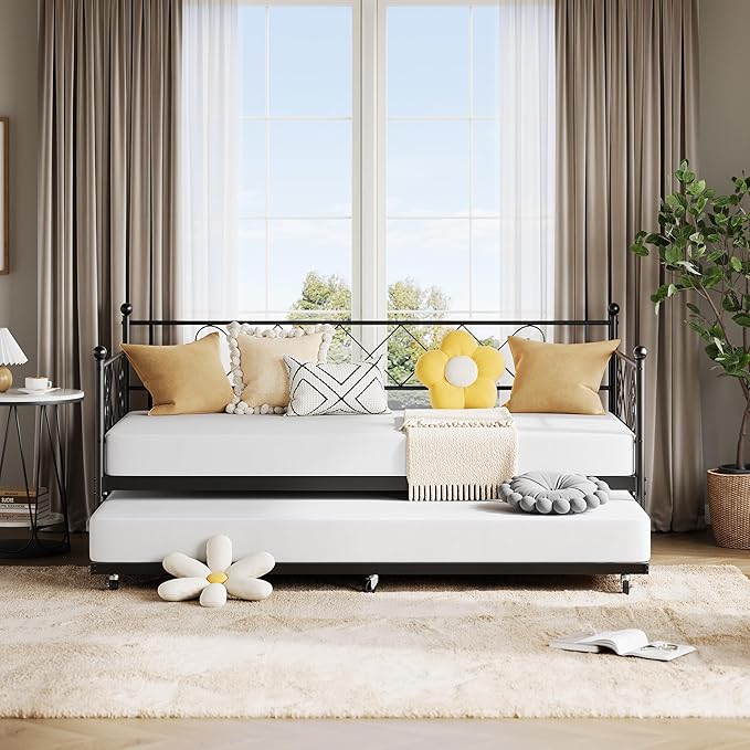 Daybed with Trundle, Trundle Bed Twin with Heart-Shaped Headboard, Sturdy Metal Day Bed with Steel Slat Support, Twin Daybed for Living Room, Bedroom and Guest Room, Easy Assembly, Black