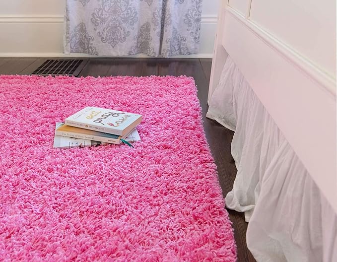 Unique Loom Solid Shag Collection Area Rug (6' 1" x 9' Rectangle, Taffy Pink)