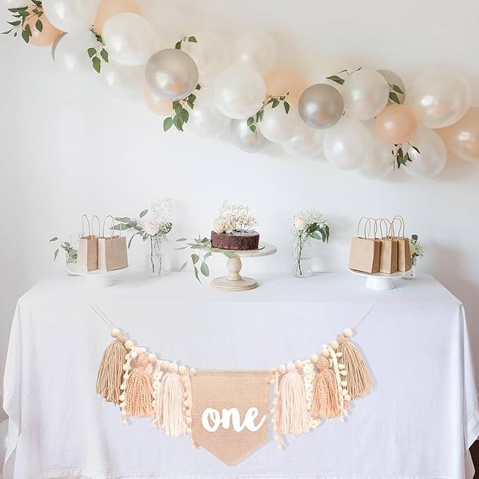 Yarn Tassel One High Chair Banner -Daisy Baby First Birthday Decorations,Cake Smash Shabby Chic Banner Photo Props,Vintage 1st Birthday Highchair Bunting,Holiday Home Wall Hanging Decorations.