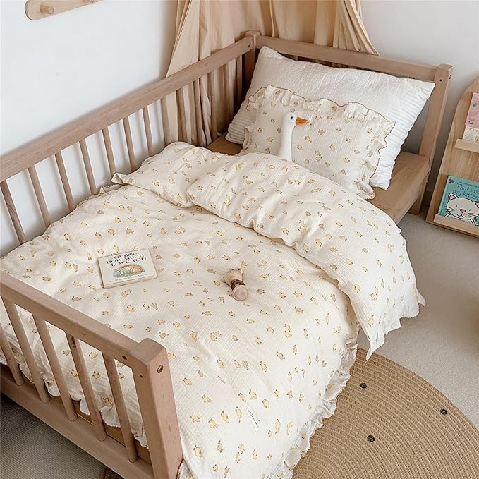 AOJIM Crib Bedding Muslin Duvet Cover with little yellow Duck, 1pc Pure Cotton Baby Kids Comforter Cover 2-layer Gauze, Ruffled Design Duvet Protector for girls boys (47X59''), No Quilt or Pillowcases