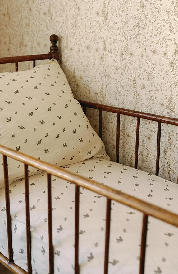 Oilo Baby Blanket, Luxury Plush Chenille Backing & Organic Cotton Jersey Print, Double Layered, 30" x 40", Rolled Jersey Edge Trim, Infant & Toddler Size, Heirloom Organic Collection, Squirrel