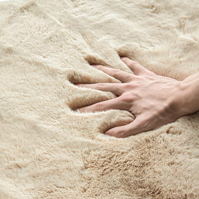 Beige Plush Faux Rabbit Shaggy Fur Rugs for Bedroom Small Shag Washable Fluffy Fur Rug for Living Room Fuax Sheepskin Rug 2x3 Nursery Rectange Rugs