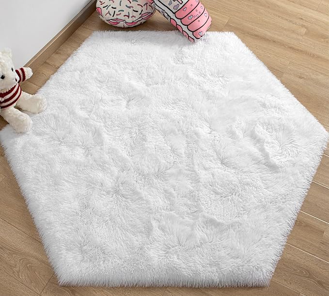 EVOIONOS White Hexagon Area Rug for Princess Tent, 4x4.6 Feet, Fluffy, Soft, Non-Slip, Comforts, Washable
