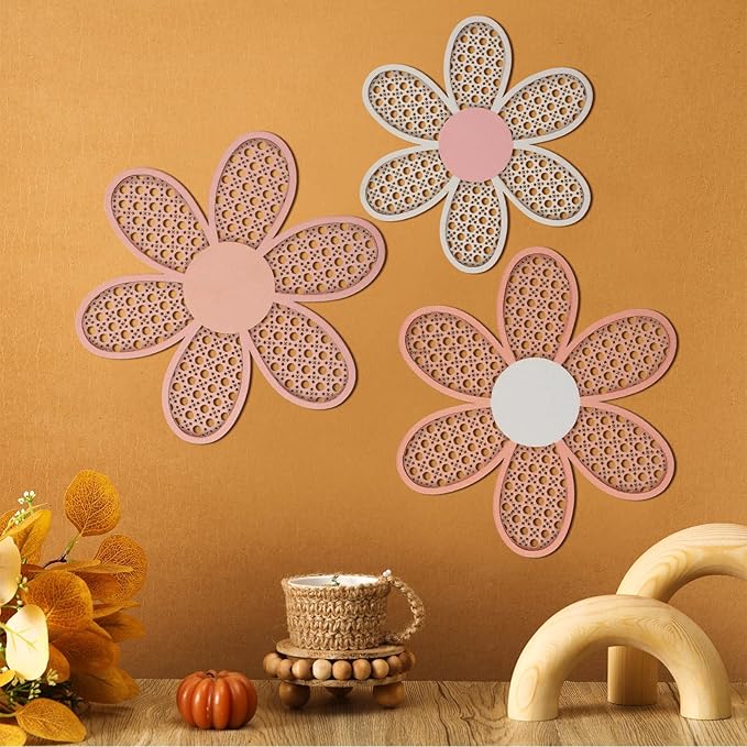 Maitys 3 Pieces Boho Daisy Wall Decor Natural Rattan Flower Wall Hanging Art Wooden Boho Art Nursery Flowers Farmhouse Hanging Decor for Home Office Nursery(Rustic Color)
