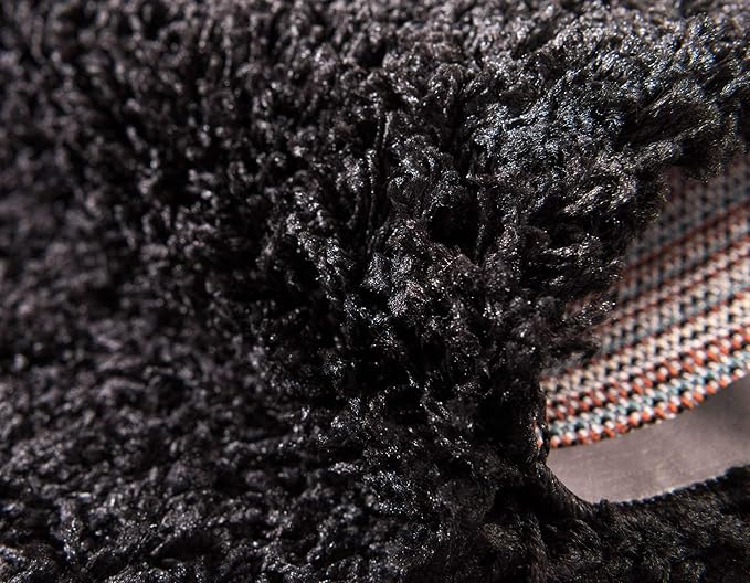 Unique Loom Solid Shag Collection Area Rug (6' 1" x 9' Rectangle, Jet Black)