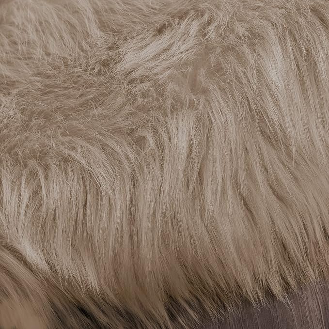 Latepis Round Rug 6.7ft Light Brown Beige Faux Fur Circle Rugs Washable Shag Fluffy Plush Rug for Living Room Bedroom Dorm Floor Sofa