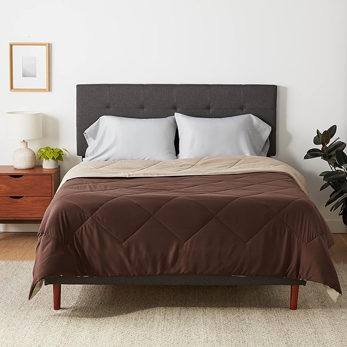 Amazon Basics Comforter Blanket Full/Queen, Reversible Lightweight Microfiber All Season Blanket, Chocolate/Khaki