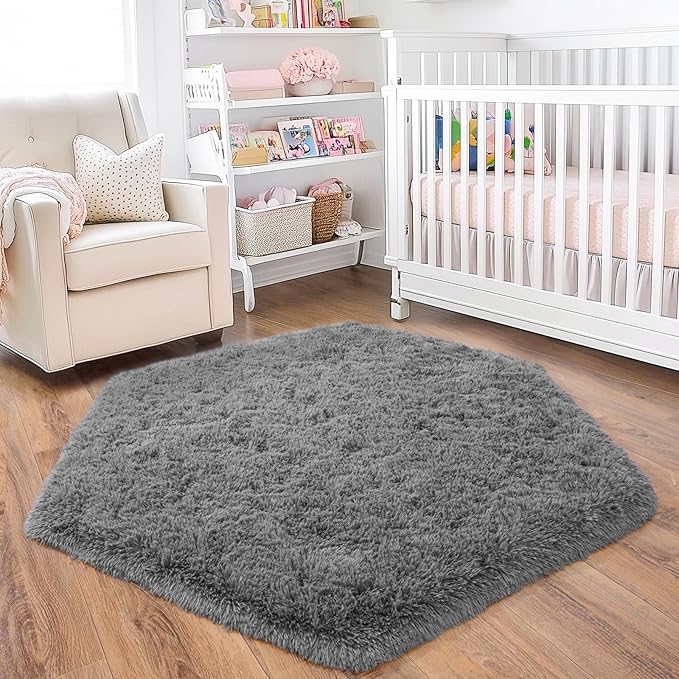 4x4.6 Feet Grey Hexagon Rugs for Bedroom, Ultra Soft Fluffy Hexagon Area Rug for Kids Room, Cute Shag Rugs for Boys Girls Room, Fuzzy Plush Carpet for Tent Castle Home Decor