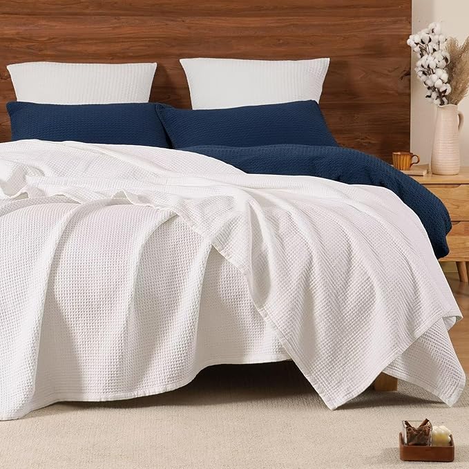 PHF 100% Cotton Waffle Muslin Blanket King Size, 104" x 90" Lightweight and Breathable Washed Cotton Blanket, Aesthetic Soft Muslin Waffle Bedding for Sofa Bed Home Decor, White