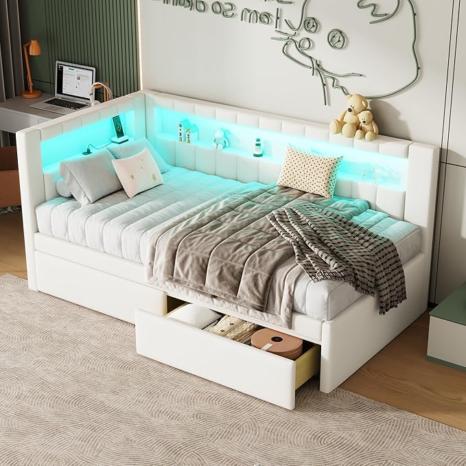 Twin Size Daybed with Storage Drawers and L-Shaped Bookshelf Headboard, Linen Upholstered Soft Corner Bed with Shelves, Charging Station and LED Belt for Kids Boys Girls, White
