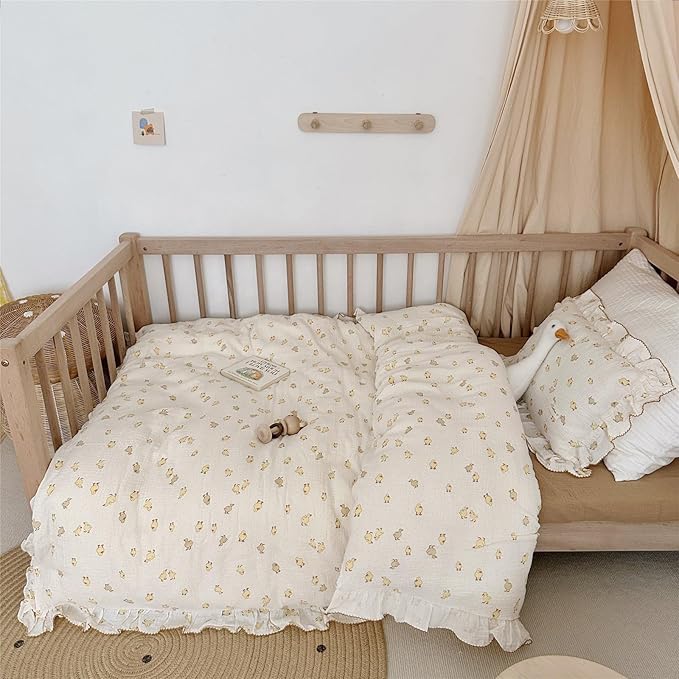 AOJIM Kids Muslin Cotton Duvet Cover with Little Yellow Duck, 1pc Super Soft Toddler Comforter Cover 2-layer Gauze, Ruffled Design Kids Duvet Protector for Girls Boys (59X79''), No Quilt or Pillowcase