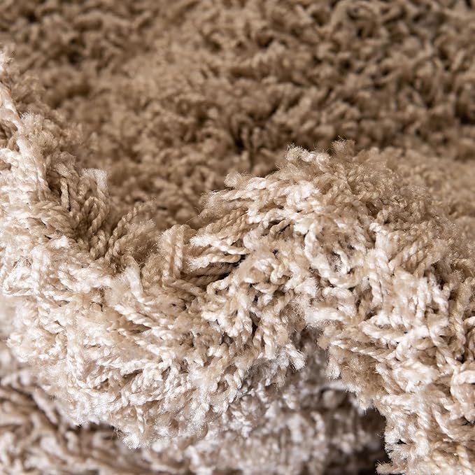 Unique Loom Solid Shag Collection Area Rug (5' 1" x 8' Oval, Taupe)