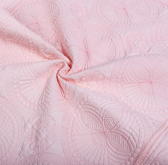 MONOBLANKS Baby Quilt Personlized Monogram Lightweight Embossed Scalloped Throw Blanket Four Seasons (Pink)