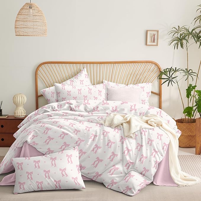 Nayoroom Pink Bow Comforter Set Queen Size Cute Heart Comforter 3 Pieces Soft Lightweight Girls Coquette Dorm Bedding Set for All Seasons