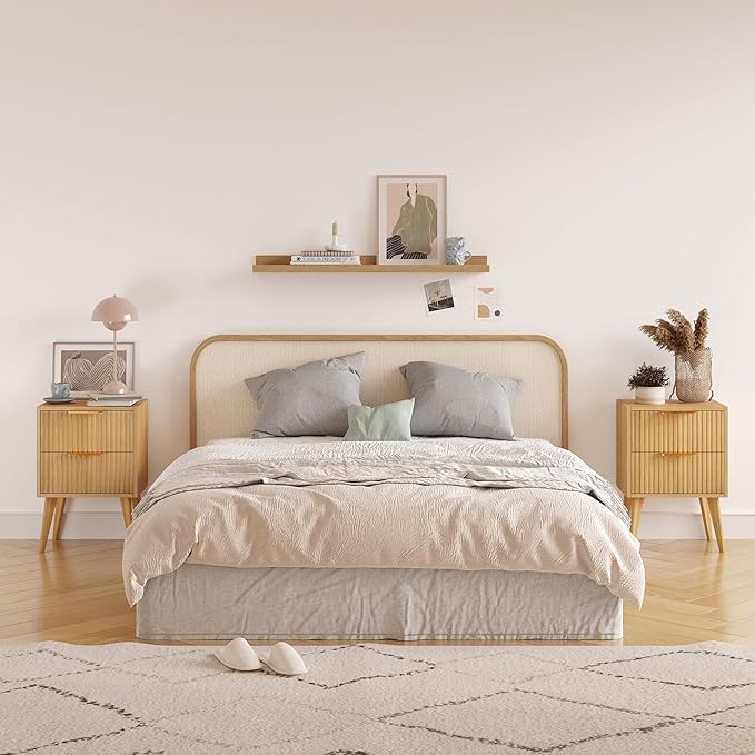 Nightstand with 2 Drawers,Fluted Bedside Table,Natural Wood Night Stand,Light Wood Side Table with Solid Wood Legs,End Table for Living Room,Bedroom,Small Space Natural CTG55Y