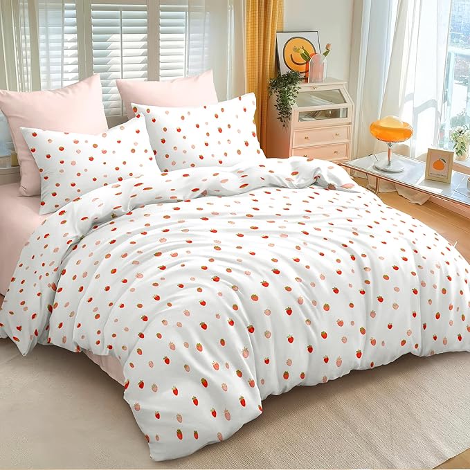 Strawberry Duvet Cover Queen Size Cute Pink Strawberry Bedding Set 3 Pcs Kids Boys Girls Kawaii Cream White Strawberries Soft Breathable Microfiber Comforter Cover with Zipper Closure