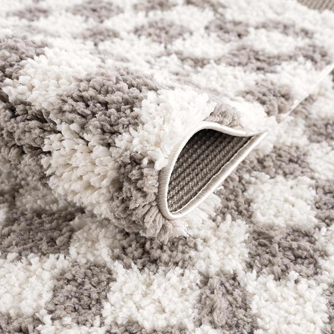 BoutiqueRugs Kieu Modern Checkered Shag Runner Rug - High Pile Fluffy Shag Carpet for Hallway, Nursery, Playroom, Girls Boys Room - Light Gray, Taupe, Gray - 2'7" x 7'3" (2x8)