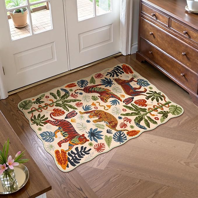 LEEVAN Washable Tiger Rug 2x3 Bathroom Rugs Non Slip Scalloped Beige Entryway Mat Leopard Front Door Mat Low Pile Rug Pad for Porch Soft Jungle Laundry Mat