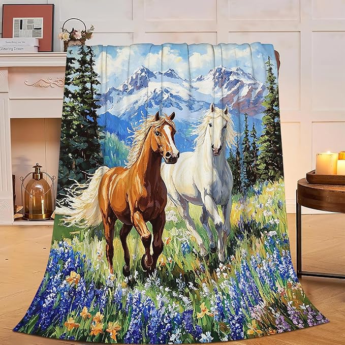 Horse Blanket Horses Decor Throw Blanket Super Soft Flannel Lightweight Fluffy Plush Fuzzy Fleece Animals Blanket Gifts for Horse Lover Girl Woman Boys Kids Adults Man for Bed Sofa 40"X50"