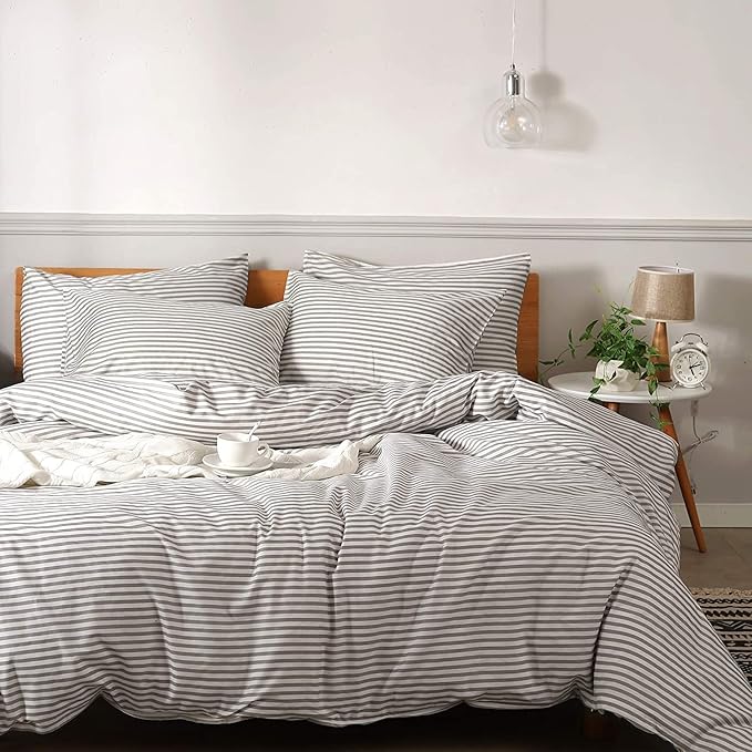 JELLYMONI Duvet Cover, 100% Natural Cotton, Printed Comforter Cover with Zipper Closure and Corner Ties (Over Queen 98×98 Inch, White Duvet Cover Set with Grey Stripes Pattern)