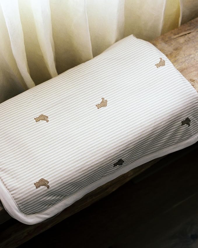 Oilo Baby Blanket, Luxury Plush Chenille Backing & Organic Cotton Jersey Print, Double Layered, 30" x 40", Rolled Jersey Edge Trim, Infant & Toddler Size, Heirloom Organic Collection, Bear