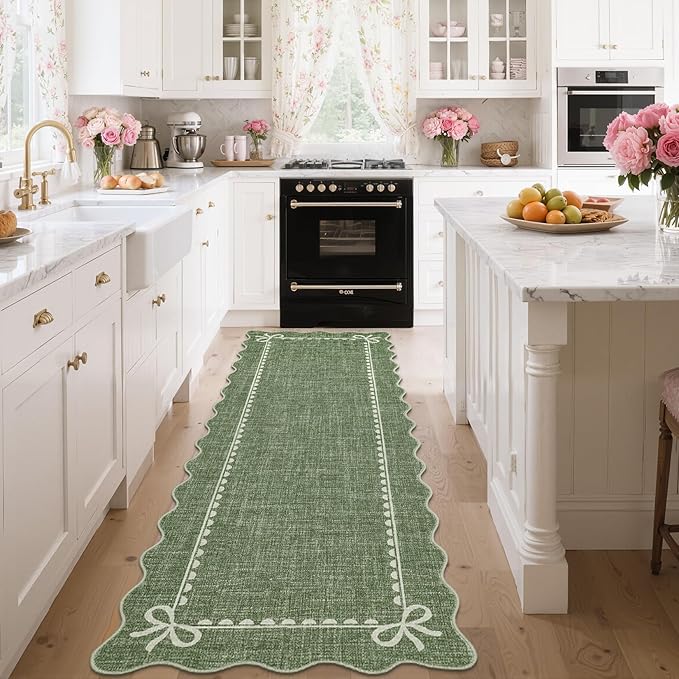 GarveeHome Scalloped Bow Rug for Living Room, Solid Green Rug for Dorm, Washable Runner Rug 2.5x10 Soft Low Pile Non Slip Scalloped Rugs for Nursery Bedroom Decor Hallway Entryway Playroom