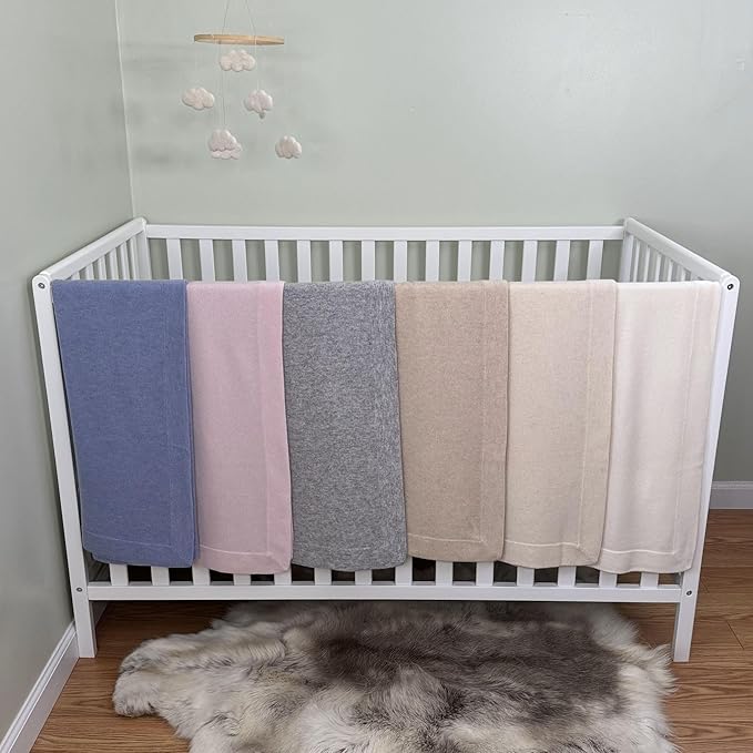 Jet&Bo BABY 100% Cashmere Baby Blanket Luxe Knit Design in Pink - 32" x 40" - Ultra Soft, Hypoallergenic & Temperature Regulating - Gift Box and Card Included