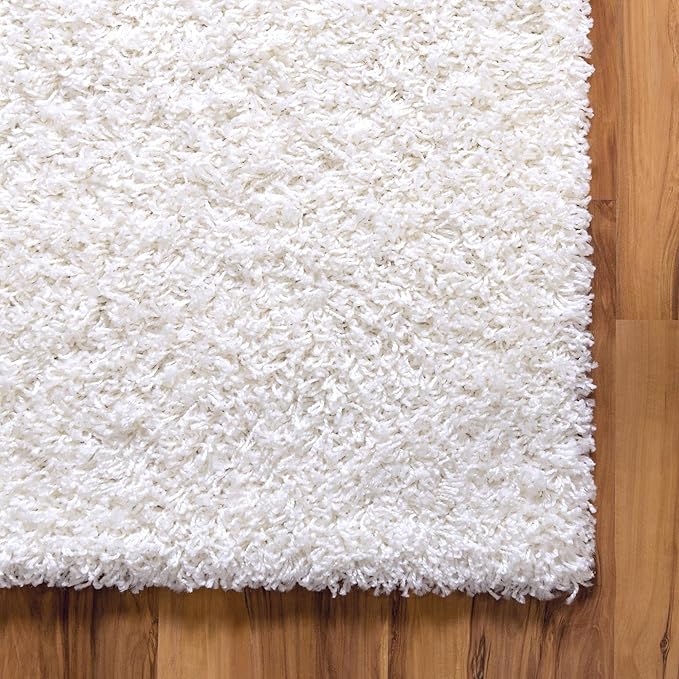 Unique Loom Solid Shag Collection Area Rug (5' 1" Square, Snow White)