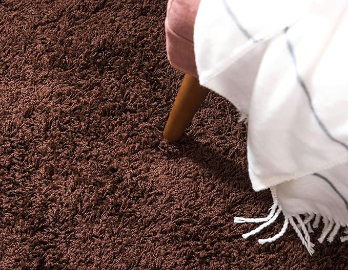 Unique Loom Solid Shag Collection Area Rug (9' x 12' 2" Rectangle Chocolate Brown)