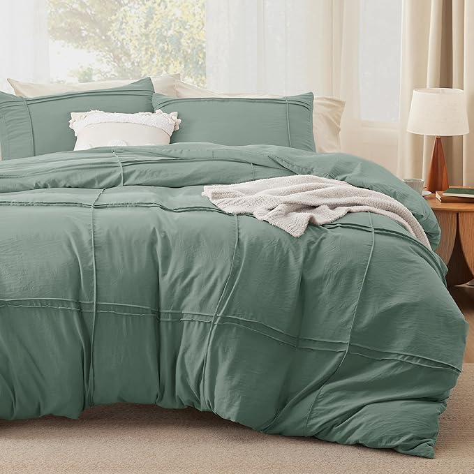 Bedsure Grid Boho Duvet Cover Queen Size - Shabby Chic Tufted Boho Bedding Set, 3 Pieces Shabby Chic Home Bedding for All Seasons, Includes 1 Queen Duvet Cover & 2 Pillowcases (Green, 90" x 90")