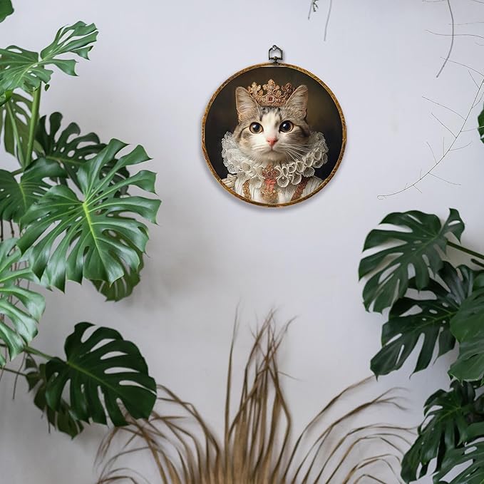 Hiuwevt Cat Renaissance Style Wall Art Decor, Cat Mom Lovers Gifts for Women Framed Canvas Prints, King Kitten Round Wall Hanging Decor for Home Bedroom Living Room Decorations, 10x10 Inches