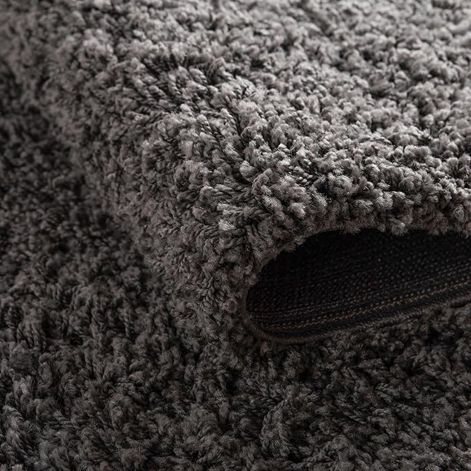 Unique Loom Solid Shag Collection Area Rug (6' 1" Octagon, Graphite Gray)
