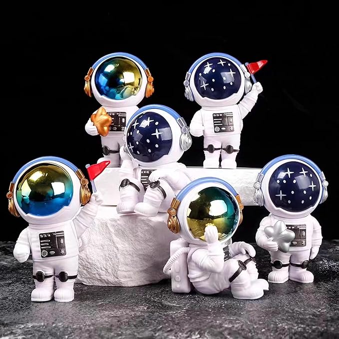 Gradient Astronaut Figurines, Space Theme Statues Cake Toppers Shelf Room Nursery Home Decor
