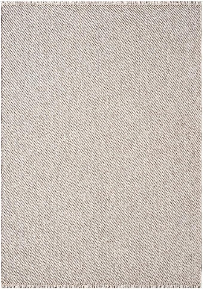 LUXE WEAVERS Solid Machine Woven Beige 5x7 Area Rug, Indoor Stain-Resistant Carpet
