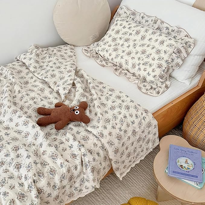 BuLuTu Cottagecore Floral Toddler Bed Blanket Muslin Cotton Quilt, Vintage Princess Girls Comforter, Lace Edged Farmhouse Bedding Kids Room Nursery Decor, 60"x78", Balloon Flower Print