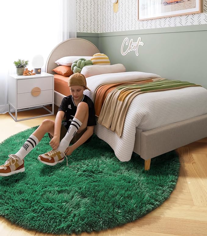 Amdrebio Dark Green Round Rug 6Ft for Living Room Bedroom, Fluffy Thick Floor Circle Area Rugs for Kids Room Decor, Furry Shag Rug for Baby Nursery, Teens Dorm, Fuzzy Plush Cool Emerald Green Carpet