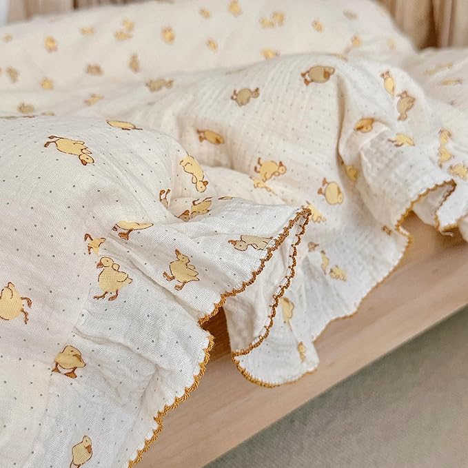 AOJIM Crib Bedding Muslin Duvet Cover with little yellow Duck, 1pc Pure Cotton Baby Kids Comforter Cover 2-layer Gauze, Ruffled Design Duvet Protector for girls boys (47X59''), No Quilt or Pillowcases