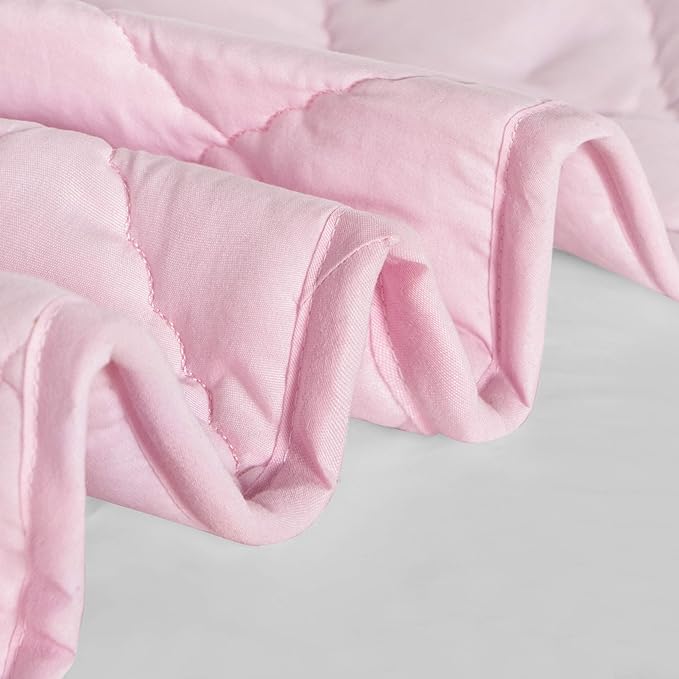 FLXXIE Machine Washable Microfiber Down Alternative Oversized Toddler Comforter, Super Soft and Lightweight Kids Crib Quilted Blanket for Stroller, Travel, 43x60 Inches, Pink