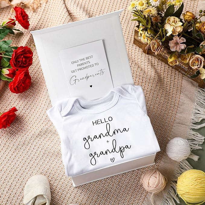 4 Pcs Pregnancy Announcement for Grandparents, Hello Grandpa Grandma Baby Bodysuit, Hello Grandparents Pregnancy Reveal Card Baby Reveal Gift Box Baby Announcement Gifts Set for Grandparents