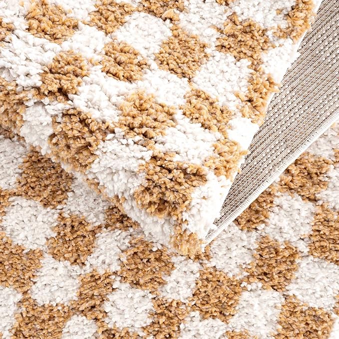 BoutiqueRugs Kieu Modern Checkered Shag Runner Rug - High Pile Fluffy Shag Carpet for Hallway, Nursery, Playroom, Girls Boys Room - White, Yellow - 2'7" x 7'3" (2x8)