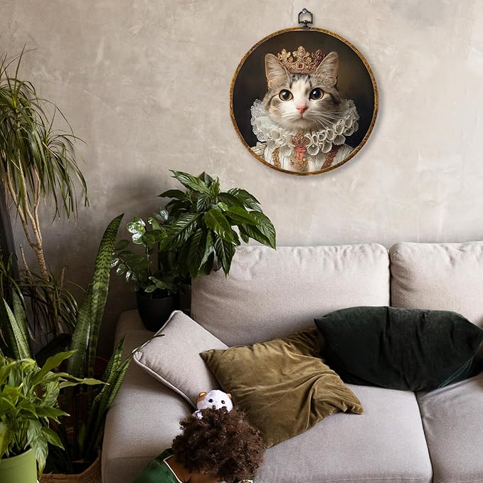 Hiuwevt Cat Renaissance Style Wall Art Decor, Cat Mom Lovers Gifts for Women Framed Canvas Prints, King Kitten Round Wall Hanging Decor for Home Bedroom Living Room Decorations, 10x10 Inches