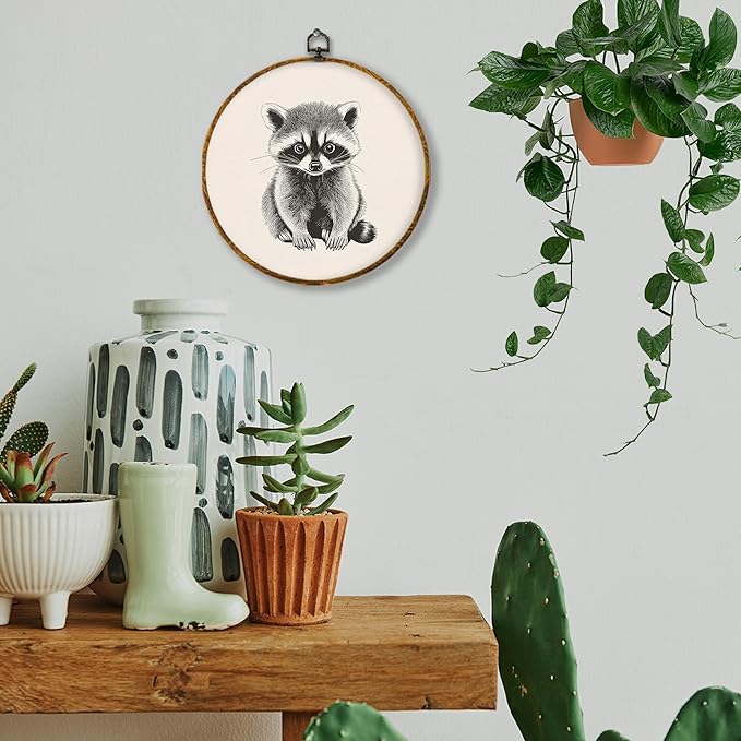 Hiuwevt Vintage Raccoon Round Wall Art Decor, Cute Neutral Racoon Framed Canvas Prints, Trash Panda Wildlife Animal Round Wall Hanging Decor for Home Nursery Kids Bedroom Decorations, 10x10 Inches