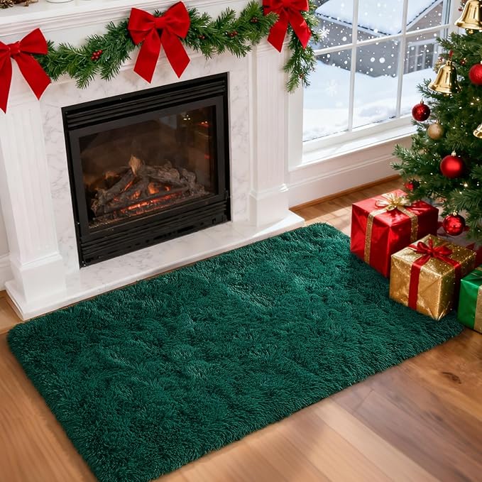 Merelax Fluffy Shaggy Small Area Rug, Deep Green 2x4 Runner Rugs for Fireplace Christmas Decor, Mini Fuzzy Plush Throw Rug, Soft Non-Slip Entryway Shag Catpet for Livingroom Holiday Home Aesthetic